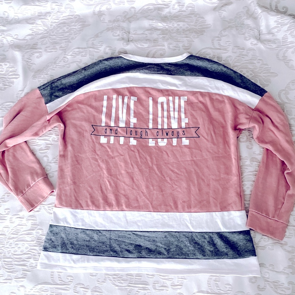 *3/$15 Bundle* Miss Chievous Live Love Sweatshirt